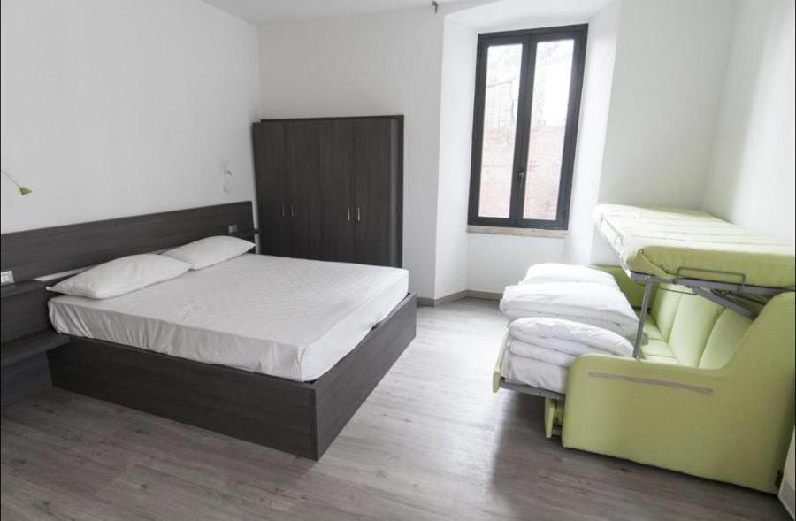 Antica Campione Rooms & Hostel كامبيوني ديل غاردا المظهر الخارجي الصورة