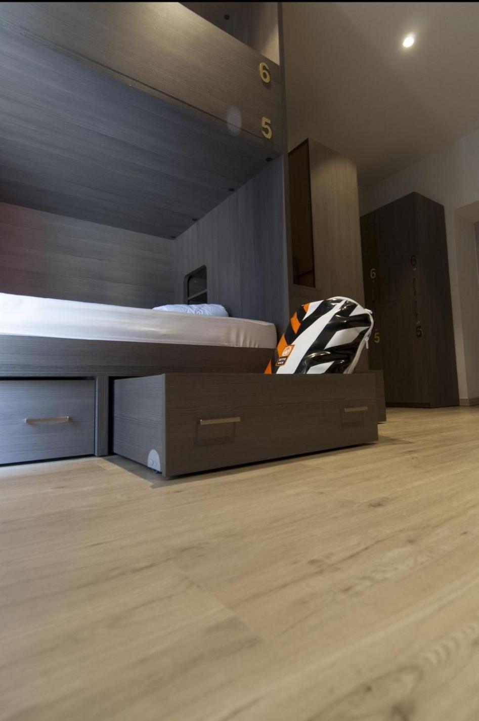 Antica Campione Rooms & Hostel كامبيوني ديل غاردا المظهر الخارجي الصورة