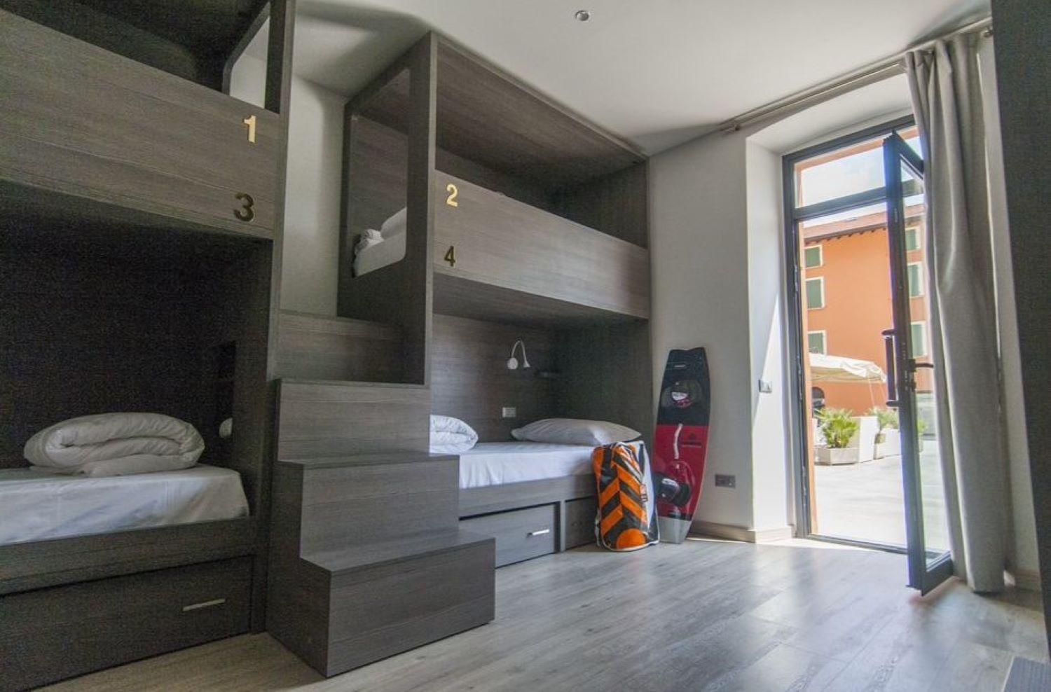Antica Campione Rooms & Hostel كامبيوني ديل غاردا المظهر الخارجي الصورة